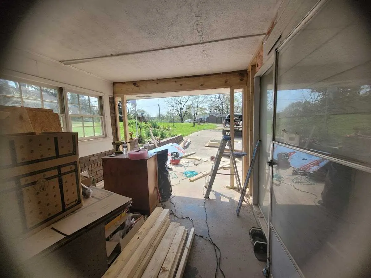 Air movers and dehumidifier for Water Mitigation Services in Murphy